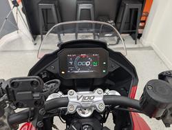 2023 MOTO GUZZI V100 MANDELLO Red