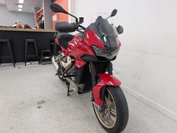 2023 MOTO GUZZI V100 MANDELLO Red