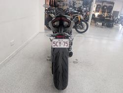 2024 DUCATI STREETFIGHTER V2 Green