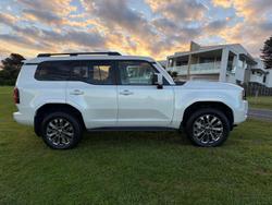 2025 Toyota Landcruiser Prado Kakadu