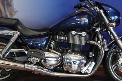 2010 TRIUMPH THUNDERBIRD Blue