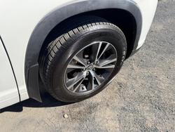 2017 TOYOTA KLUGER GX (4x2)