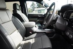 2026 Chevrolet Silverado 1500 ZR2 W/Tech Pack T1 MY26 4X4 Red Hot