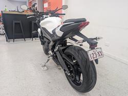 2022 Triumph STREET TRIPLE S 660 LAMS White