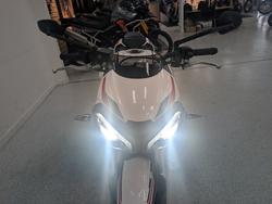 2022 Triumph STREET TRIPLE S 660 LAMS White