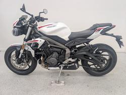 2022 Triumph STREET TRIPLE S 660 LAMS White