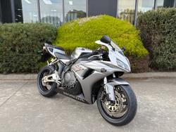 2006 Honda CBR1000RR (FIREBLADE) Silver