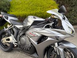 2006 Honda CBR1000RR (FIREBLADE) Silver