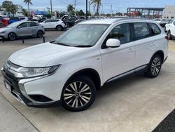2018 Mitsubishi Outlander ES