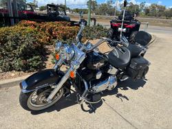 2015 Harley-davidson FLSTC HERITAGE SOFTAIL CLASSIC Black
