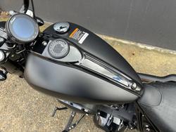 2023 Indian CHIEF BOBBER DARK HORSE BLACK