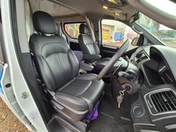 2022 LDV G10 +