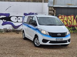 2022 LDV G10 +