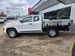2025 Mitsubishi Triton GLX