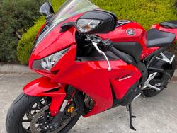 2015 Honda CBR1000RA (FIREBLADE) ABS Red