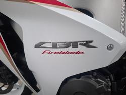 2011 Honda CBR1000RR (FIREBLADE) White