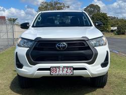 2022 Toyota Hilux SR