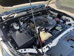 2022 Toyota Hilux SR
