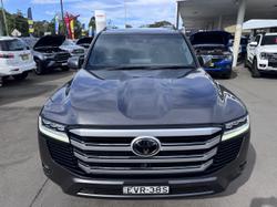 2022 Toyota Landcruiser VX