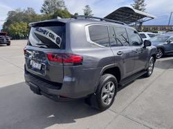 2022 Toyota Landcruiser VX