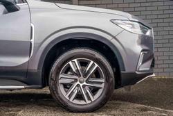 2022 LDV D90 Executive