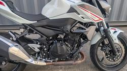 2022 Kawasaki Z400 White