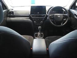 2025 Mahindra XUV3XO AX5L