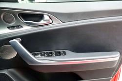 2017 Kia Stinger GT-Line