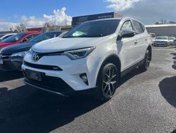 2017 Toyota RAV4 GXL