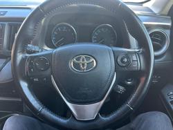 2017 Toyota RAV4 GXL
