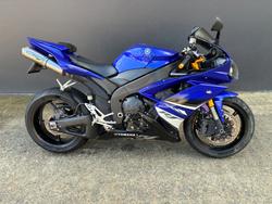 Yamaha YZF-R1
