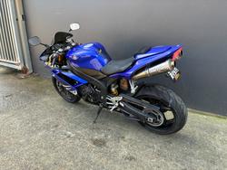 2007 Yamaha YZF-R1 BLUE