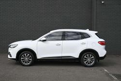 2022 MG HS Vibe