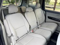 2015 Kia Carnival Si