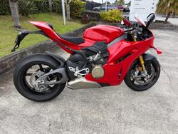 2025 Ducati Panigale V4 S
