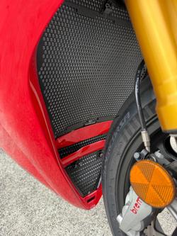2025 Ducati Panigale V4 S