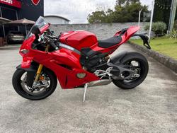 2025 Ducati Panigale V4 S