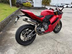 2025 Ducati Panigale V2 S