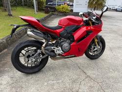 2025 Ducati Panigale V2 S