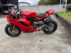 2025 Ducati Panigale V2 S