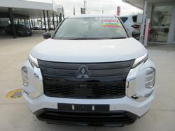 2026 Mitsubishi Outlander Black Edition