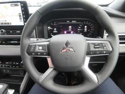 2026 Mitsubishi Outlander Black Edition