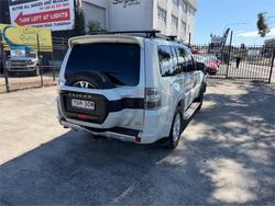 2018 MITSUBISHI PAJERO EXCEED LWB (4x4)