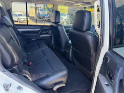 2018 MITSUBISHI PAJERO EXCEED LWB (4x4)