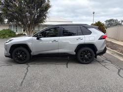 2024 Toyota RAV4 XSE