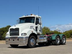 2011 Mack Metro-Liner