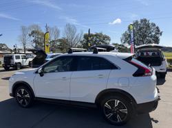 2022 Mitsubishi Eclipse Cross ES