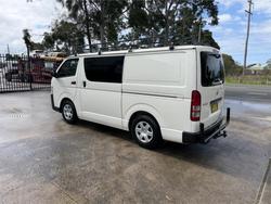 2015 TOYOTA HIACE LWB