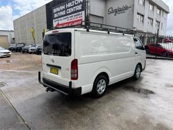2015 TOYOTA HIACE LWB
