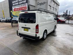 2015 TOYOTA HIACE LWB